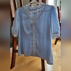 Light Blue Textured Blouse with Lace Trim Size Medium